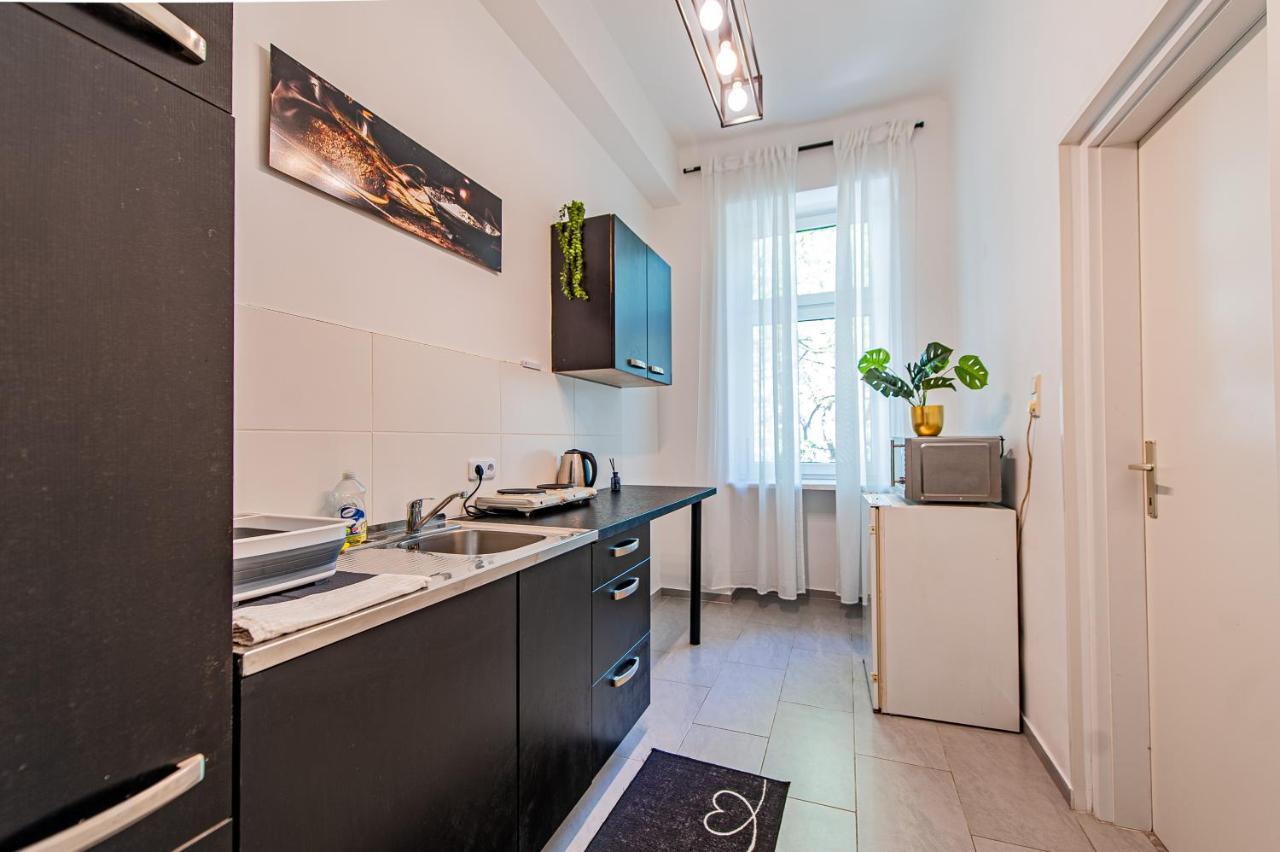 My City Apartment- Vienna Artroom Bagian luar foto